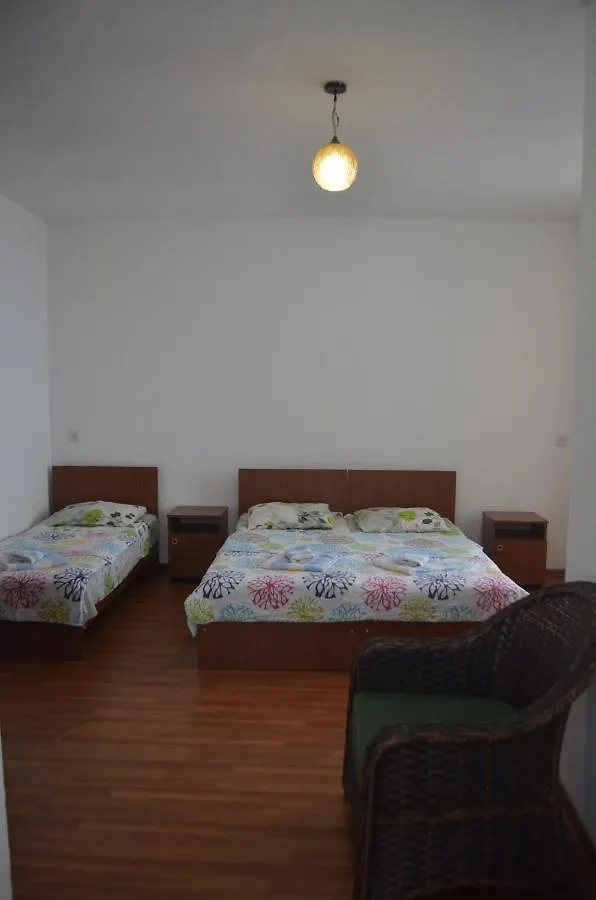 Akhmed Guest House Квариати