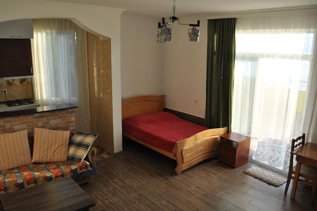 Akhmed Guest House Квариати Грузия