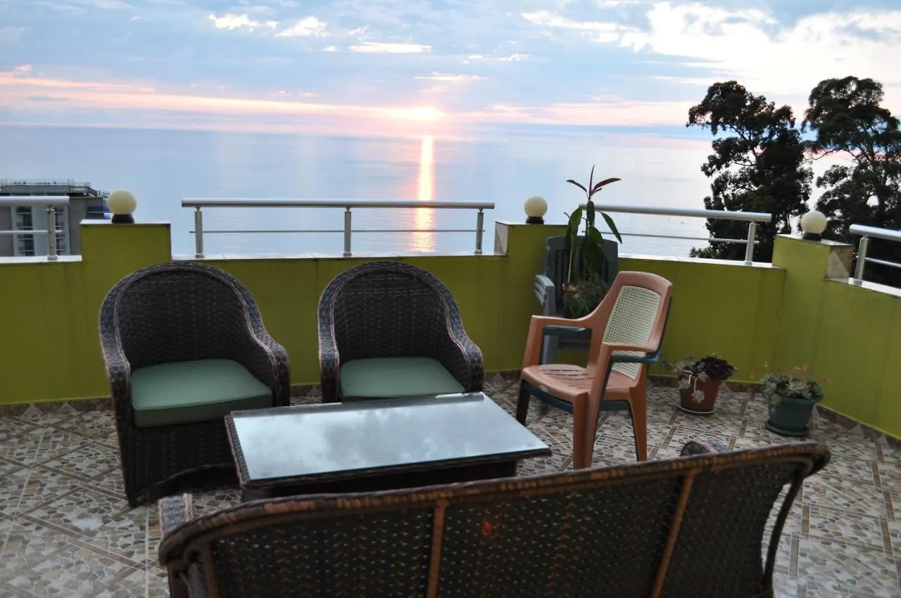 Akhmed Guest House Квариати Грузия