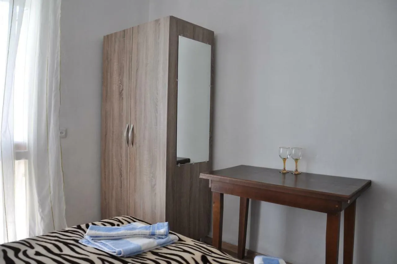 Akhmed Guest House Квариати 0*,  Грузия